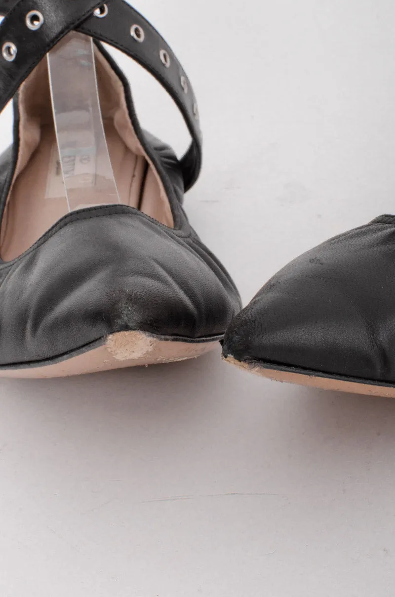 LOVE LATCH FLATS
