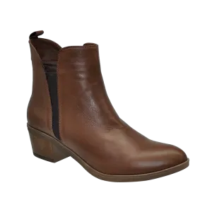 Sala 'Bobby Boot' - Praline